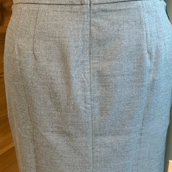 Ann Taylor LOFT Lace Detail Stretch Pencil Skirt Women's Size 10 Gray NWT - Picture 3 of 7